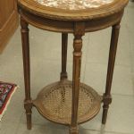 789 7073 LAMP TABLE